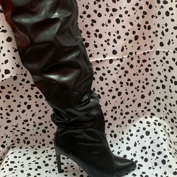 Boots - Picture 1 of 3